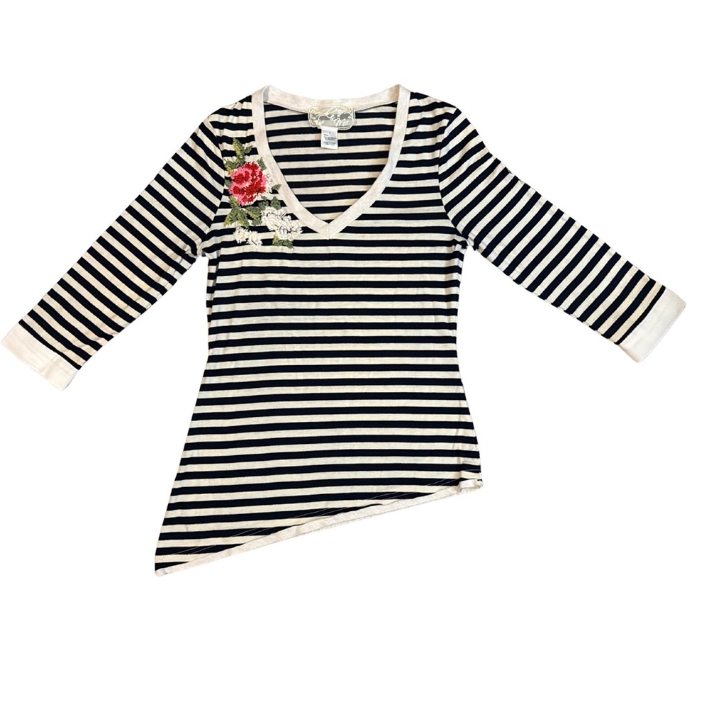 Anthropologie Nick & Mo Blouse with with Embroidered Floral Accent— S
